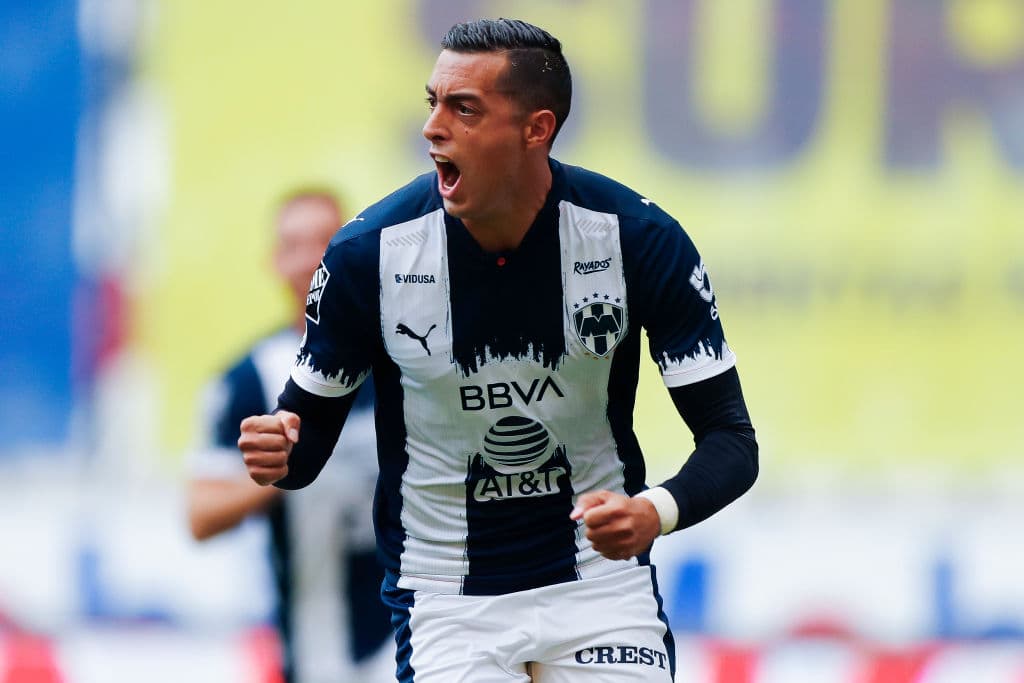 Javier Aguirre regresó al futbol mexicano ‘con el pie derecho’ venciendo a los rojinegros en el Jalisco. | Rogelio Funes Mori (1’, 45+2’) marcó doblete para la victoria de Rayados que se mostraron en buena forma al arranque del torneo del futbol mexicano.