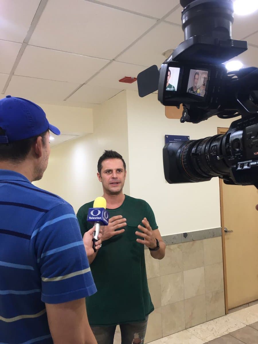 <b><a href="http://www.univision.com/temas/mark-tacher">Mark</a></b> aseguró haber olvidado algunas rencillas que tuvo con 
<b><a href="http://www.univision.com/temas/sebastian-rulli">Sebastián</a></b> en el pasado y dijo sentirse feliz por compartir créditos con uno de los máximos galanes de las telenovelas mexicanas.