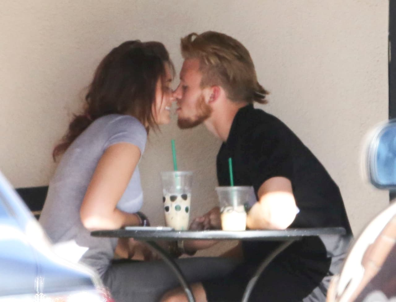 Y comienza una nueva vida, feliz y enamorada.