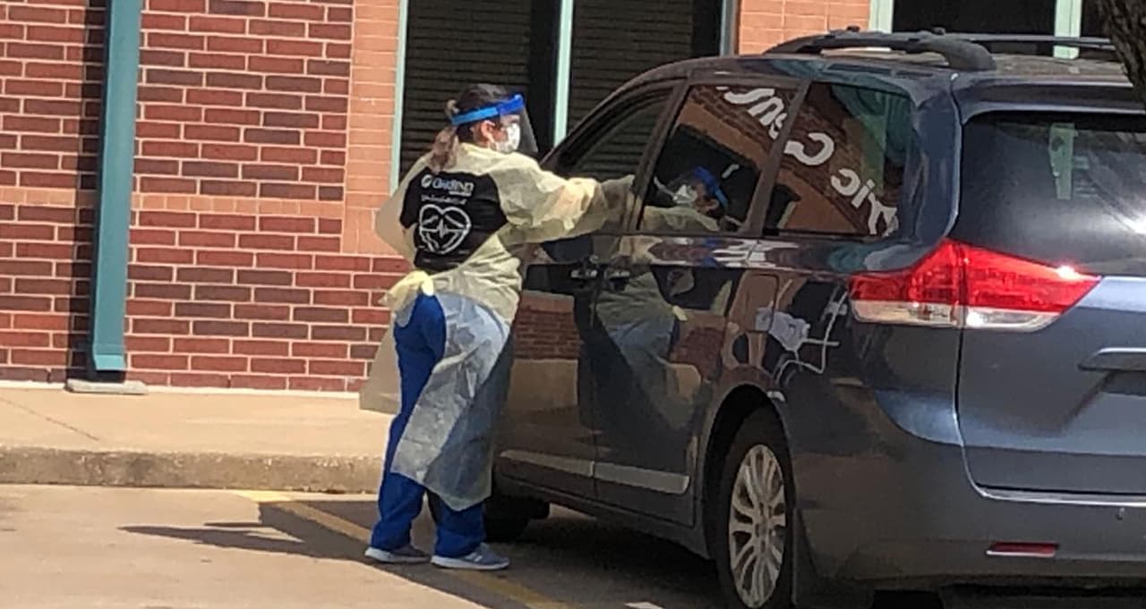 La ubicación de la clínica móvil se proporcionó a los pacientes después de registrarse a través de la línea telefónica