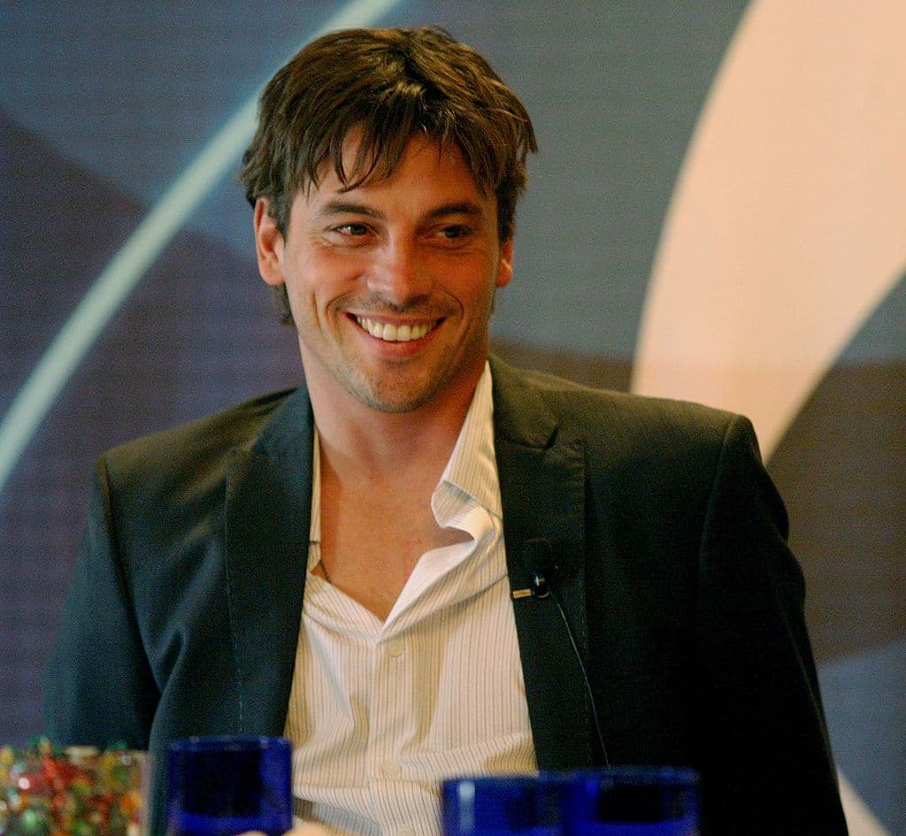 Además de su papel en esa serie juvenil, trabajó en 'La ley y el orden' (1999), 'CSI: NY' (2004), 'Robot Chicken' (2006) y 'Scream' (1996).