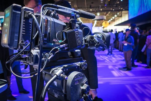 Más de 100,000 personas asistieron este fin de semana al NAB Show en Las Vegas donde 1,789 empresas expusieron sus productos e innovaciones a los medios.