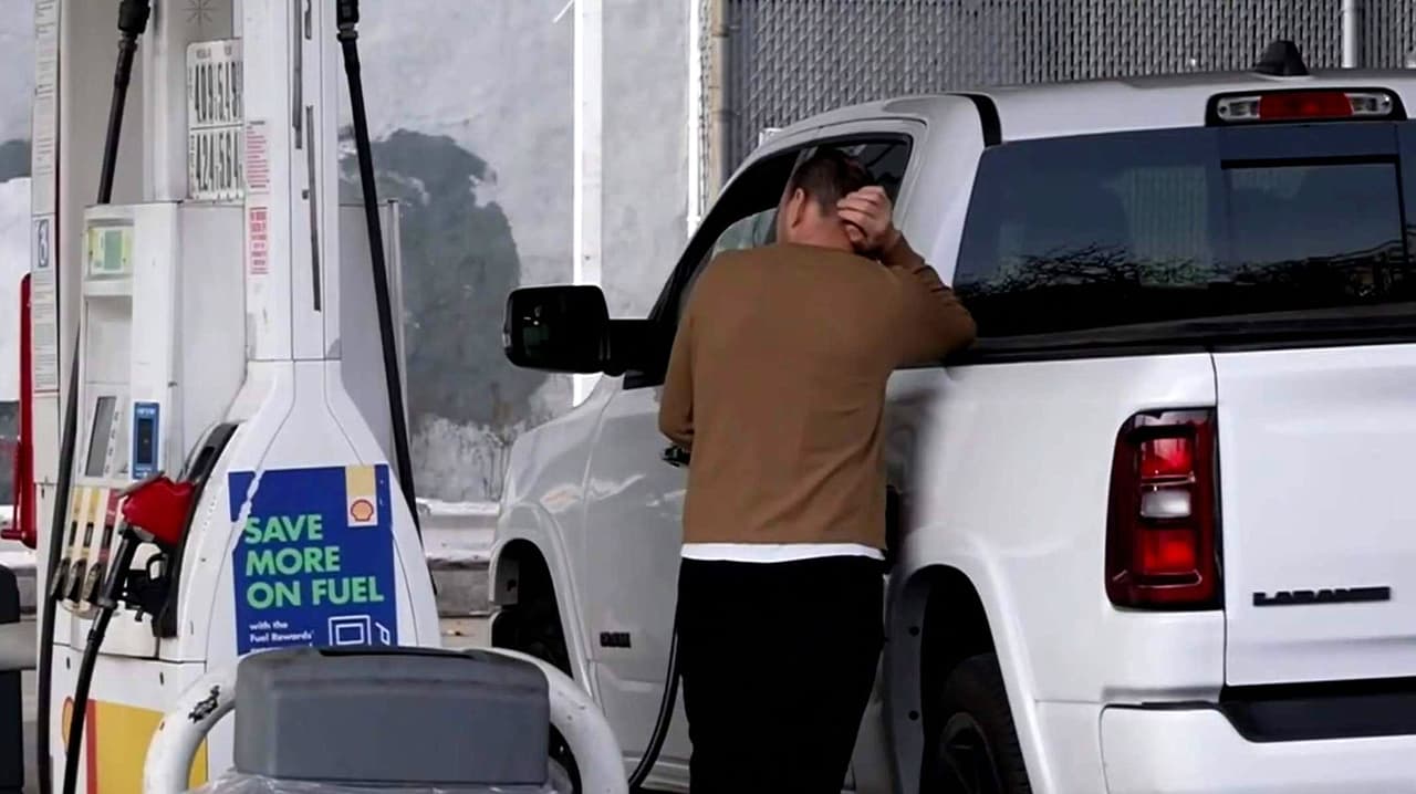 Precio de la gasolina hoy 2 de abril | supera los 4 dólares, en California llega a los 10 dólares