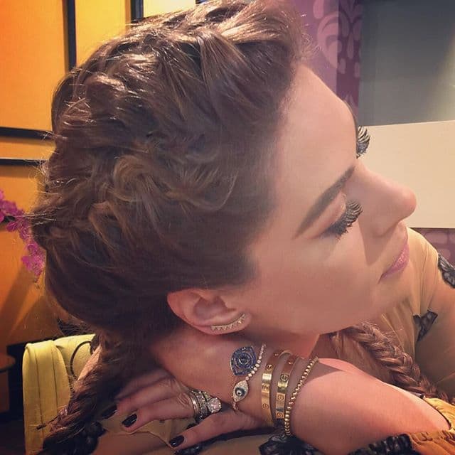 ¡Galilea siempre está a la moda! Tú, al igual que ella, utiliza estas hermosas trenzas trendy.