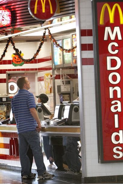 De acuerdo con la Asociación Americana para la Diabetes (ADA, por sus siglas en inglés), la clave radica en saber exactamente qué pedir y cuándo, de un modo balanceado y de una forma responsable.