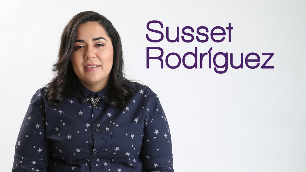 Nació en Pomona, California y tiene 24 años de edad. Ella se considera una persona sencilla, honesta y humilde.