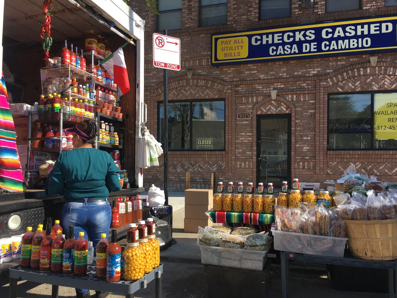 Denuncian desalojos de vendedores ambulantes por orden de un concejal de Chicago