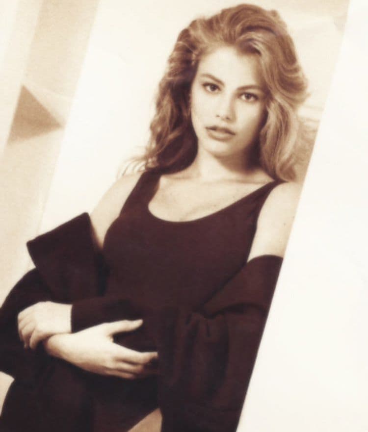 La semana pasada, Sofia misma resucitó esta imagen que data de 1992 en su cuenta de Instagram y el público de las redes se volcó en comentarios elogiosos diciendo que el tiempo no había pasado por ella.