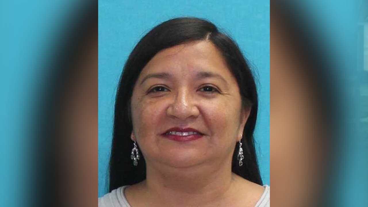 Mujer termina con varias costillas fracturadas luego de ser impactada por un conductor que se dio a la fuga