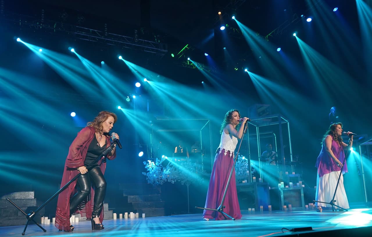 Su más reciente álbum fue un disco de Navidad titulado
<i>Navidad con Pandora</i>, publicado en noviembre de 2016.