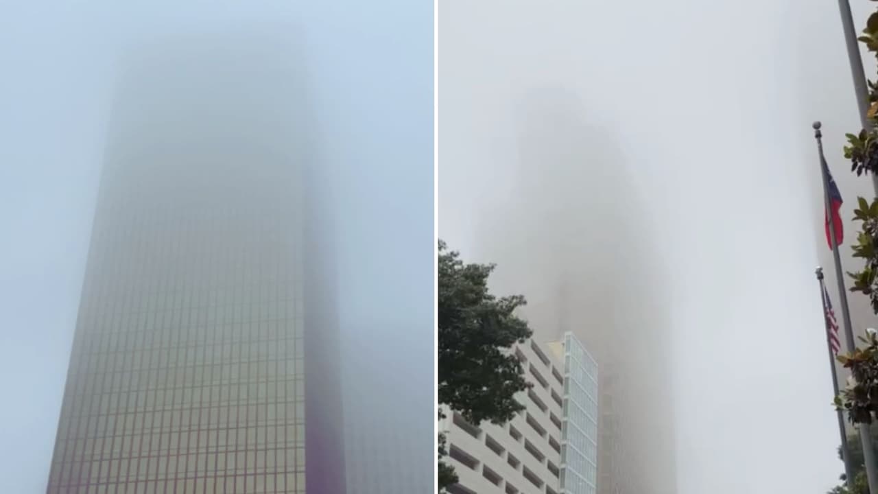 <b>Tras <a href="https://www.univision.com/local/dallas-kuvn/tornados-tormentas-severas-texas-condados-hill-navarro-fotos" target="_blank">una serie de tormentas que azotaron el estado de la Estrella Solitaria</a></b> durante el fin de semana, el lunes amaneció con una sorpresa para los habitantes del Metroplex.
<b>Una densa niebla envolvió el centro de Dallas</b>, convirtiendo la ciudad en un paisaje surrealista.