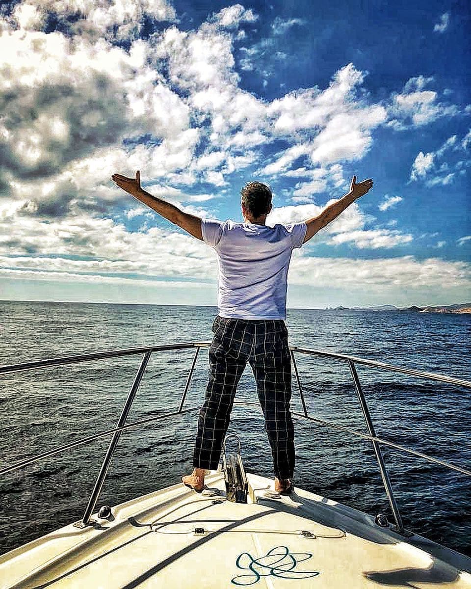 Dicha demanda por parte de 
<b><a href="https://elpais.com/elpais/2018/11/28/gente/1543395563_949793.html" target="_blank">Palau fue interpuesta en octubre de 2018</a></b>, tras el término de una relación de 26 años con Miguel Bosé.