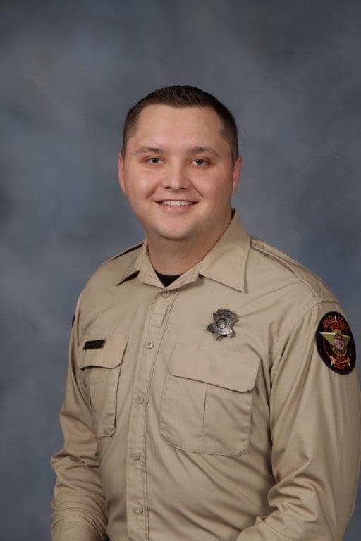 Nicholas Dixon, el oficial del sheriff del condado de Hall que murió domingo 7 de julio por la noche tras un enfrentamiento con presuntos asaltantes.