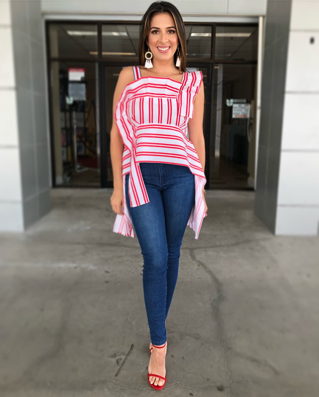 Maity lleva un vestuario de diez. Aquí vemos cómo portar prendas alusivas al Día de la Independencia sin perder el estilo.
<br>