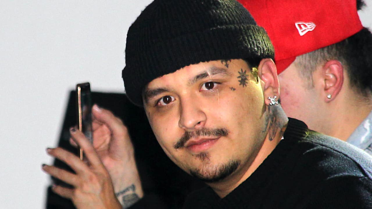 Christian Nodal está a dieta e intentando despegarse del alcohol: "No tanta fiesta porque me voy a acabar"