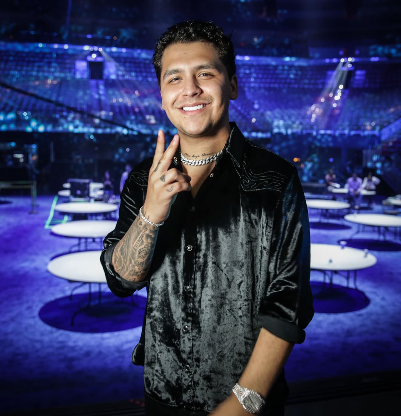 Christian Nodal se llevó el premio de artista del año, regional mexicano.