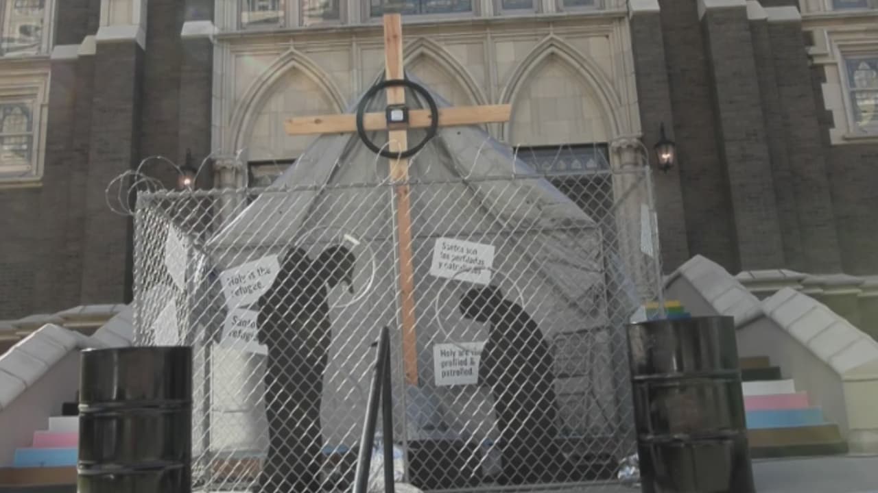 Pesebres en Dallas buscan mostrar desacuerdo con prácticas de ICE y políticas migratorias de Trump