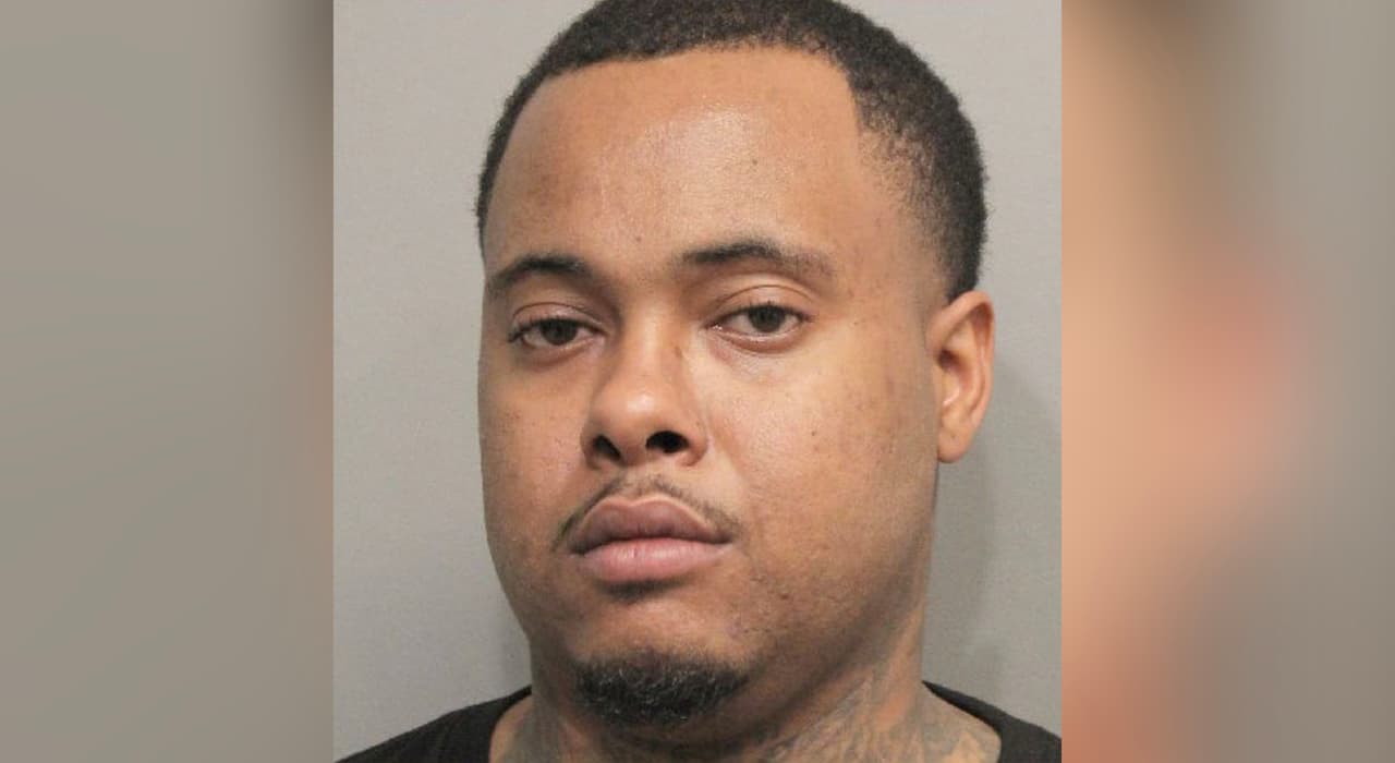 Kilian Webster fue detenido por segunda ocasión como sospechoso de conducir alcoholizado y por portar un arma de forma ilegal.