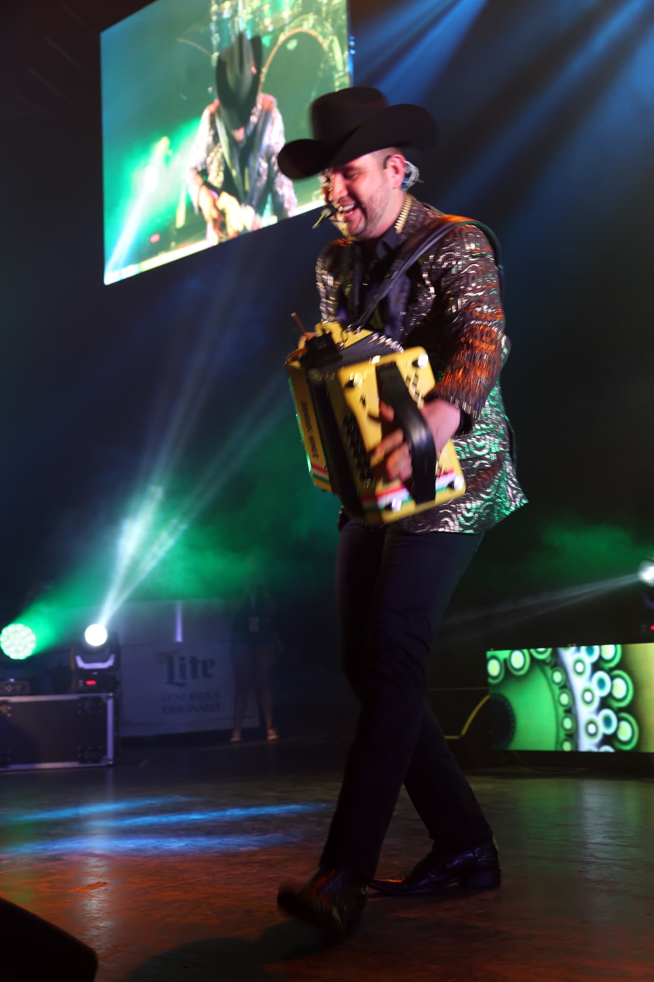 Después de que dos de sus integrantes han dado malos pasos en el escenario que los han dejado en el suelo, esperamos que no tengan esa misma suerte durante la gala.