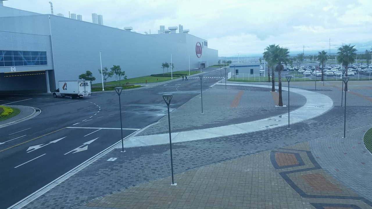Inundaciones provocan daños en planta de KIA en Monterrey