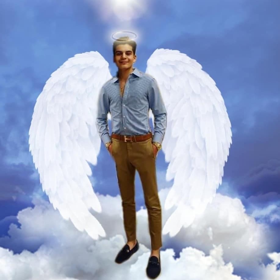 Sebastián Eduardo fue asesinado con un arma de fuego, su cadáver fue oculto
<a href="https://www.univision.com/local/san-antonio-kwex/seis-datos-que-ayudan-a-entender-el-caso-de-la-desaparicion-y-asesinato-de-sebastian-eduardo"> dentro del maletero de un auto y luego quemado. </a>