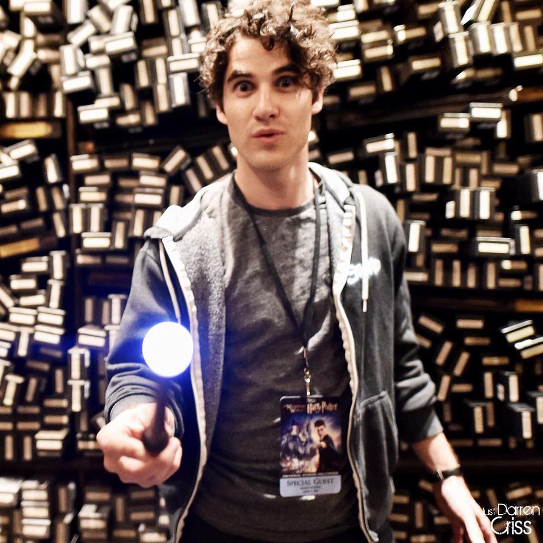 OMG! Le dieron su barita mágica.