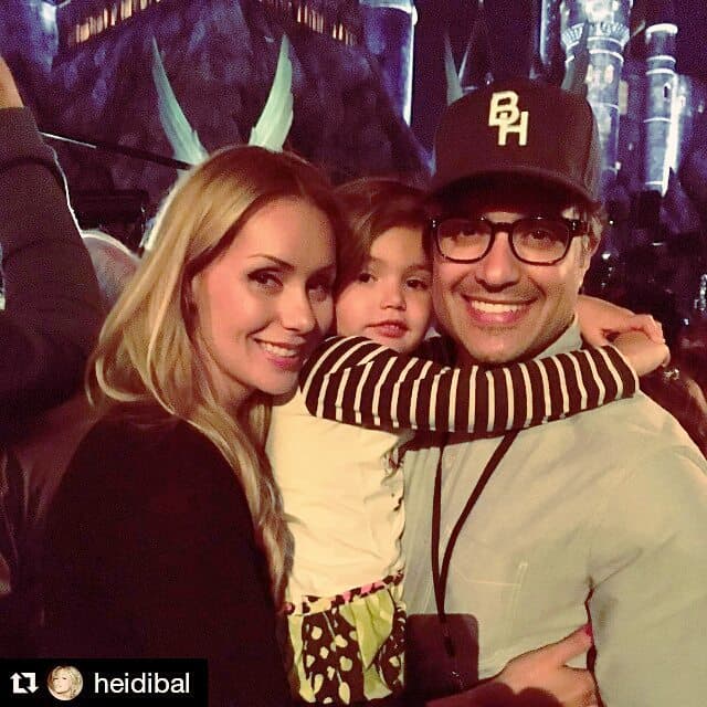Jaime Camil y su familia no se podían perder de la espectacular premiere del parque temático de Universal Studios Hollywood.