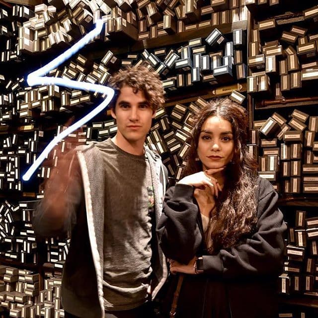 Vanessa Hudgens también fue de las afortunadas invitadas.