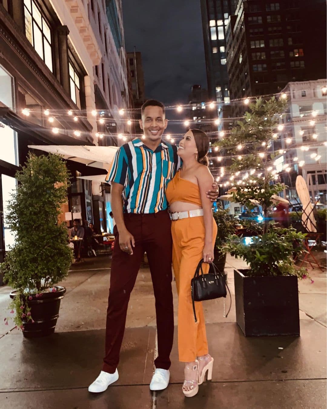 La sonrisa de Daniela no será olvidada por sus más de 40 mil seguidores y, por supuesto, por su esposo Darwin, quien la amó hasta el último suspiro de vida. Su historia de perdurará en la historia de Enamorándonos, reality en el que se consolidó su amor.