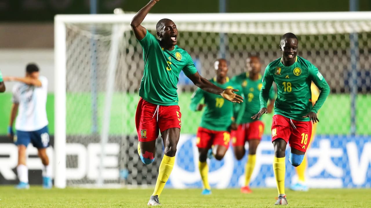 España 5-1 Tayikistán, Camerún 1-3 Argentina, Islas salomón 0-7 Paraguay, México 1-2 Italia.