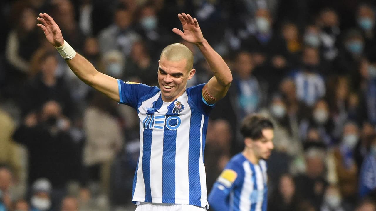 Pepe habría intentado esconder una bala durante el encuentro entre Porto y Sporting