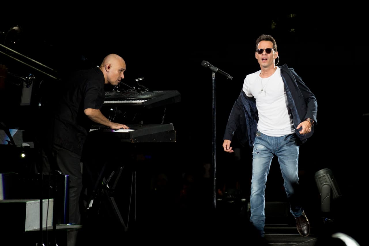 Pasional en el escenario, como siempre.