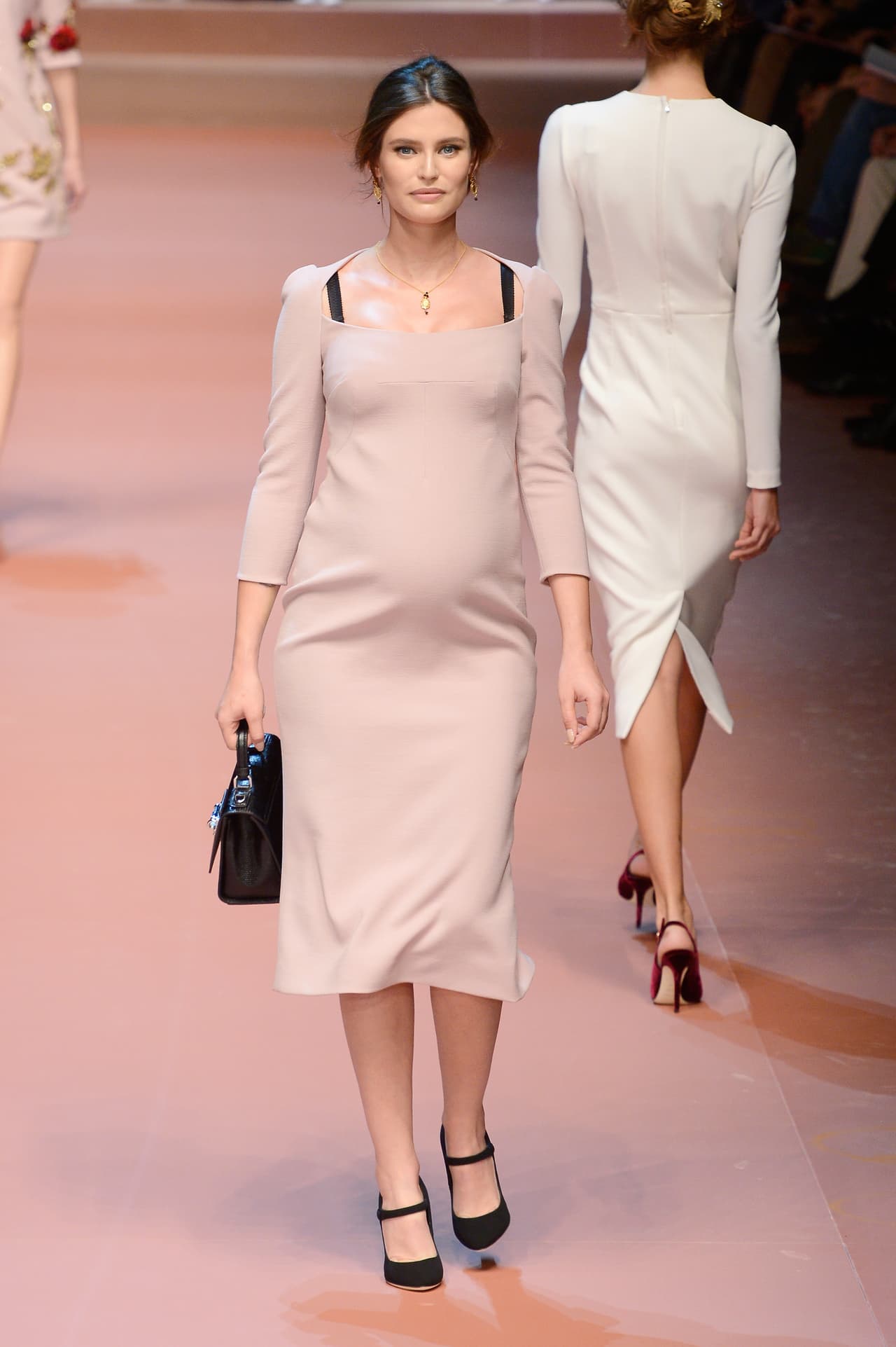 En 2015, durante la recta final de su segundo embarazo, Bianca recorrió la pasarela de Dolce&Gabbana en el Fashion Week de Milán.