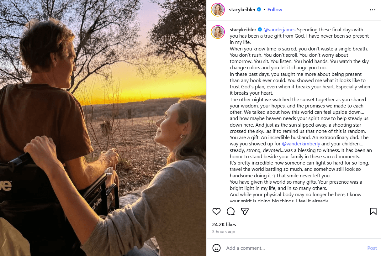 Stacy Keibler honró a James Van Der Beek tras su muerte.