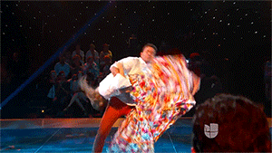 <a href="http://www.univision.com/shows/mira-quien-baila/de-mexicano-a-colombiano-pablo-montero-se-transformo-al-bailar-cumbia-video">De mexicano a colombiano: Pablo Montero se transformó al bailar cumbia</a>