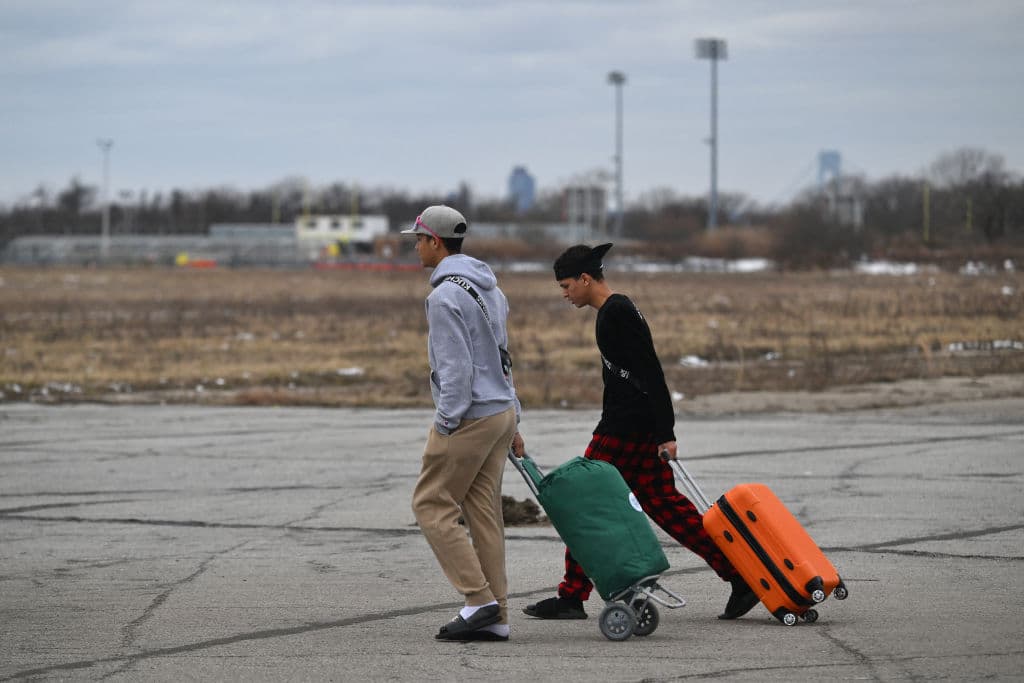 Los funcionarios temen que Trump pueda cancelar el contrato de arrendamiento o enviar agentes de inmigración para realizar detenciones.