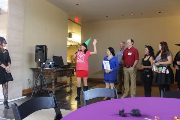 ¡Así es como Univisión Arizona celebra el Halloween!  Dulces, calaveras, disfraces y mucha diversión. 