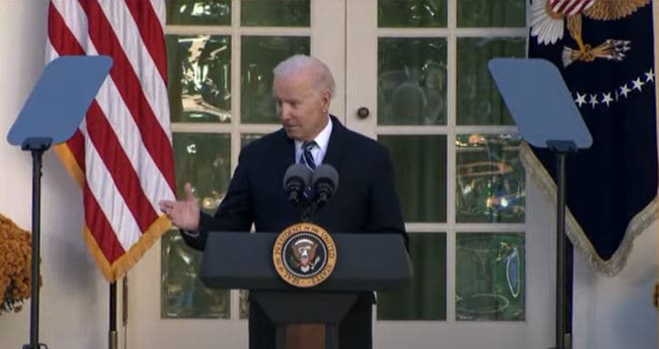 El presidente Joe Biden precisó sobre la tradición de clemencia de pavos en la Casa Blanca: "Nos recuerda que debemos divertirnos un poco y estar siempre agradecidos".