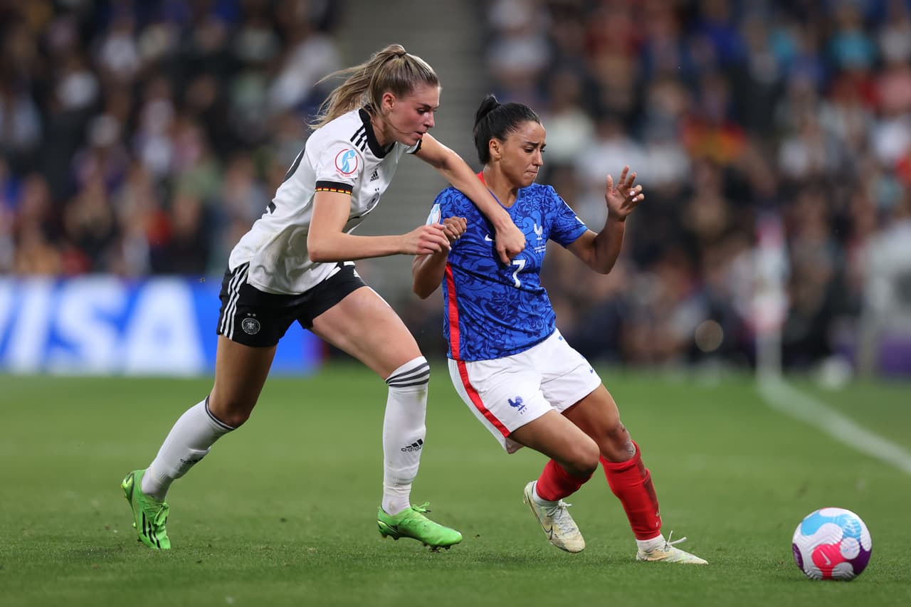 Gracias a un espectacular doblete de Alexandra Popp, Alemania venció a Francia y se metió a la Final en busca de su noveno título de la Euro Femenil. Ahora se verá las caras ante la local Inglaterra.