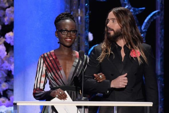 Lupita Nyong'o y Jared Leto anunciaron a Mark Ruffalo como Mejor Actor en cinta para TV o miniserie, pero no asistió.