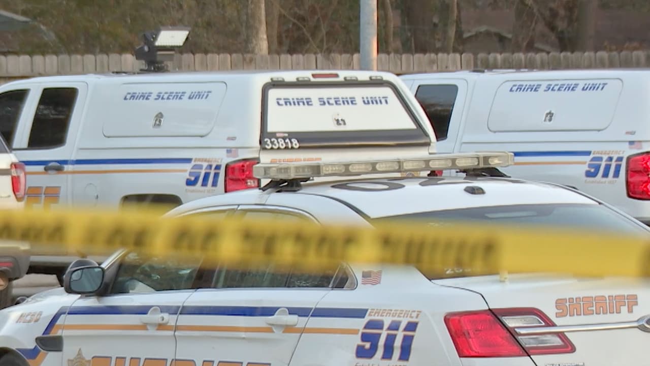 "Esto fue inesperadamente.
<b>Ella acababa de llegar de Monterrey</b> (México) de terapias psicológicas", dijo Eddie Ledezma, expareja de la mujer.