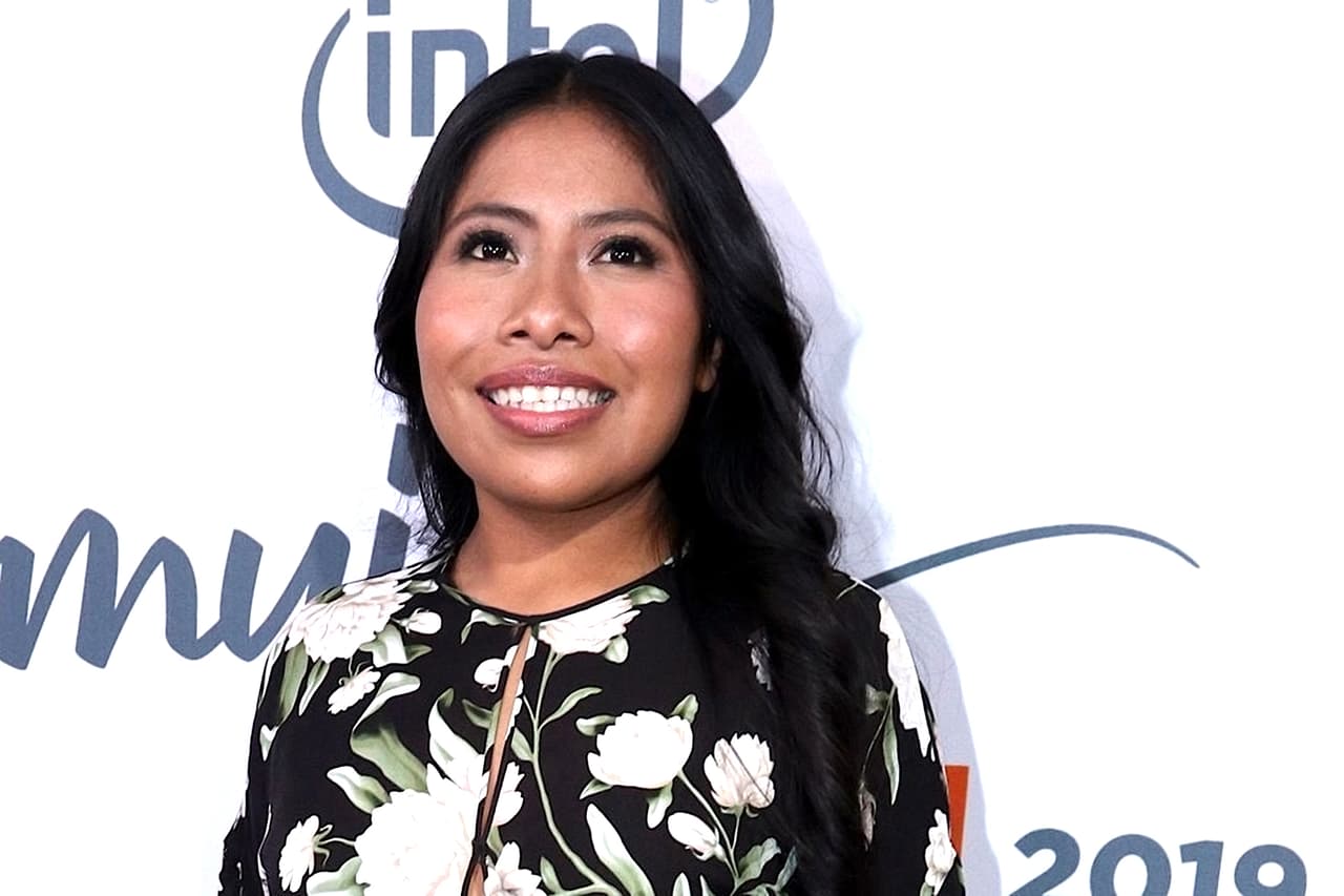 <b><a href="https://www.univision.com/famosos/como-mujer-indigena-orgullosa-y-feminista-yalitza-aparicio-ya-es-embajadora-de-buena-voluntad-de-la-unesco-video" target="_blank">La actriz </a></b>expresó su interés por el tema en las instalaciones de la Organización de las Naciones Unidas para la Educación, la Ciencia y la Cultura (UNESCO) en México.