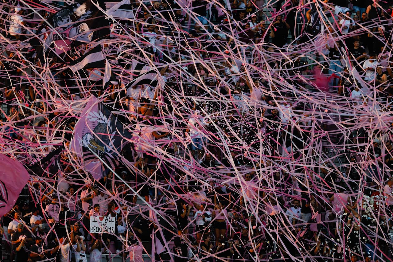 Todo quedó rosado en el en el DRV PNK Stadium de Fort Lauderdale, donde Inter Miami CF y Chicago Fire FC igualaron sin goles.
<br>