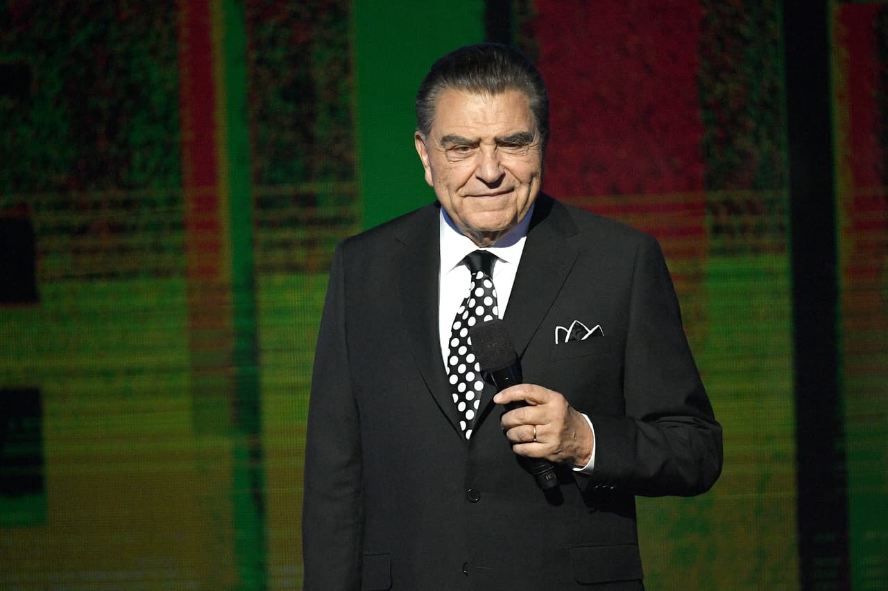 El legendario presentador de "Sábado Gigante", cuyo nombre es Mario Kreutzberger, 
<b>acaba de poner su casa a la venta por $ 20 millones.</b>
<br>