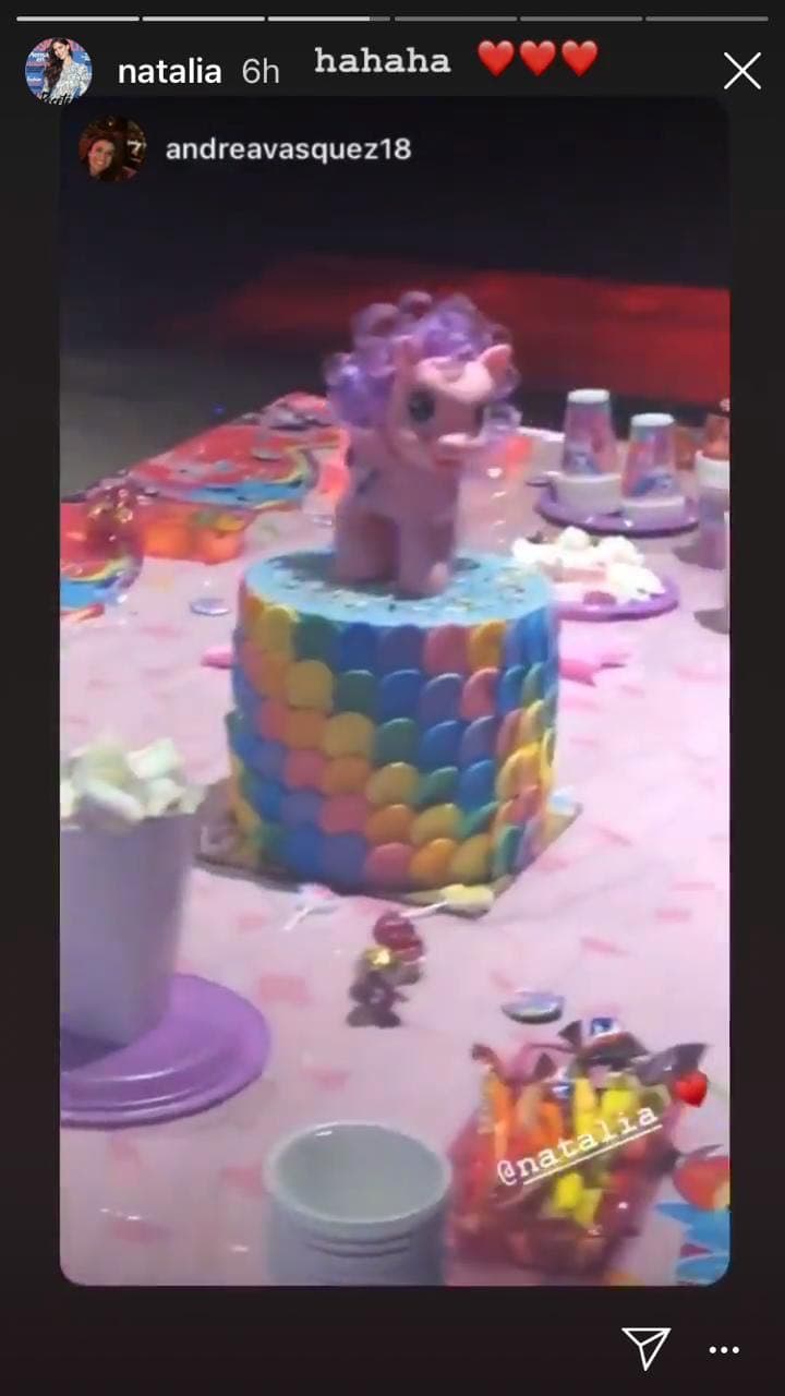 Una fiesta que contó con un pastel de Pony, que mucho le gusta a Natalia.
<br>