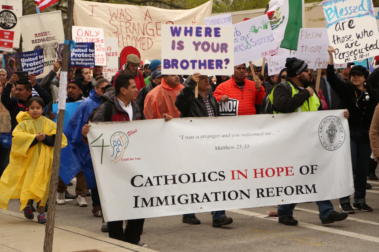 Al evento acudieron centenares de trabajadores, empresarios, maestros y representantes de más de 100 organizaciones.