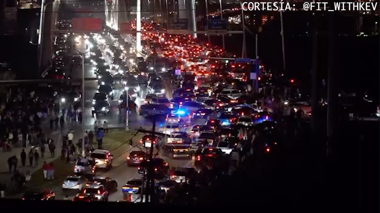 Caos en Dallas en Año Nuevo: 759 llamadas por disparos y fiestas ilegales en autopistas