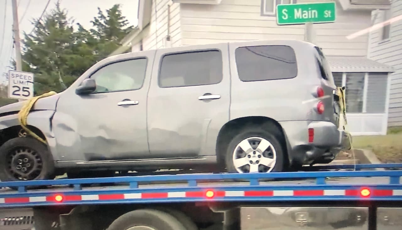 Las víctimas viajaban en una camioneta marca Chevy.