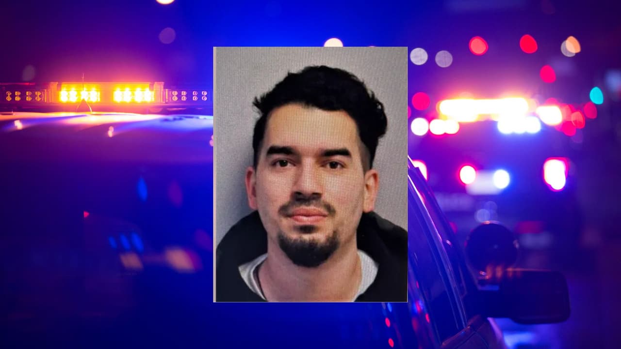  Hispano arrestado y acusado de la muerte de una mujer encontrada en un motel