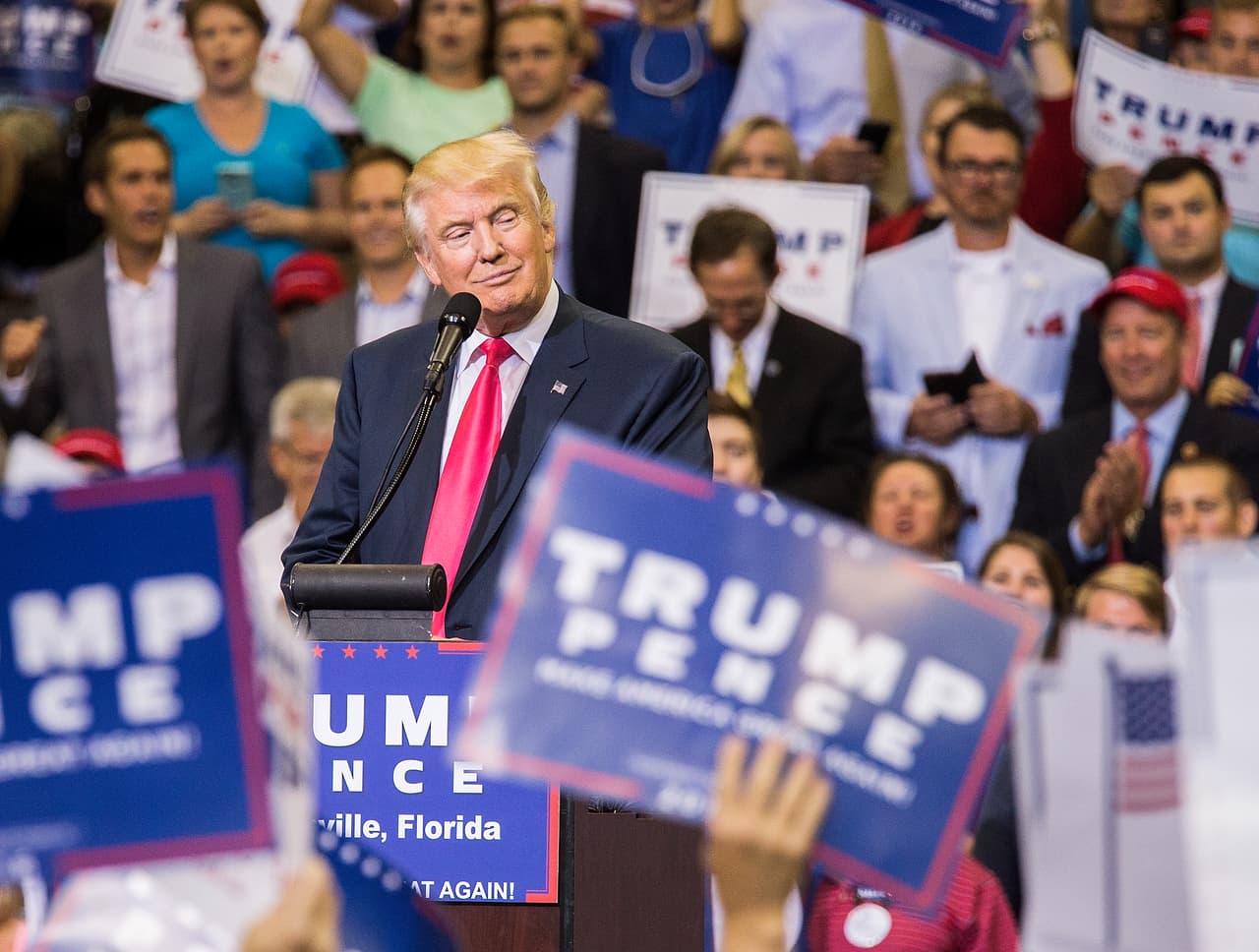 Trump remodela su equipo en Florida para salvar su campaña en el estado clave